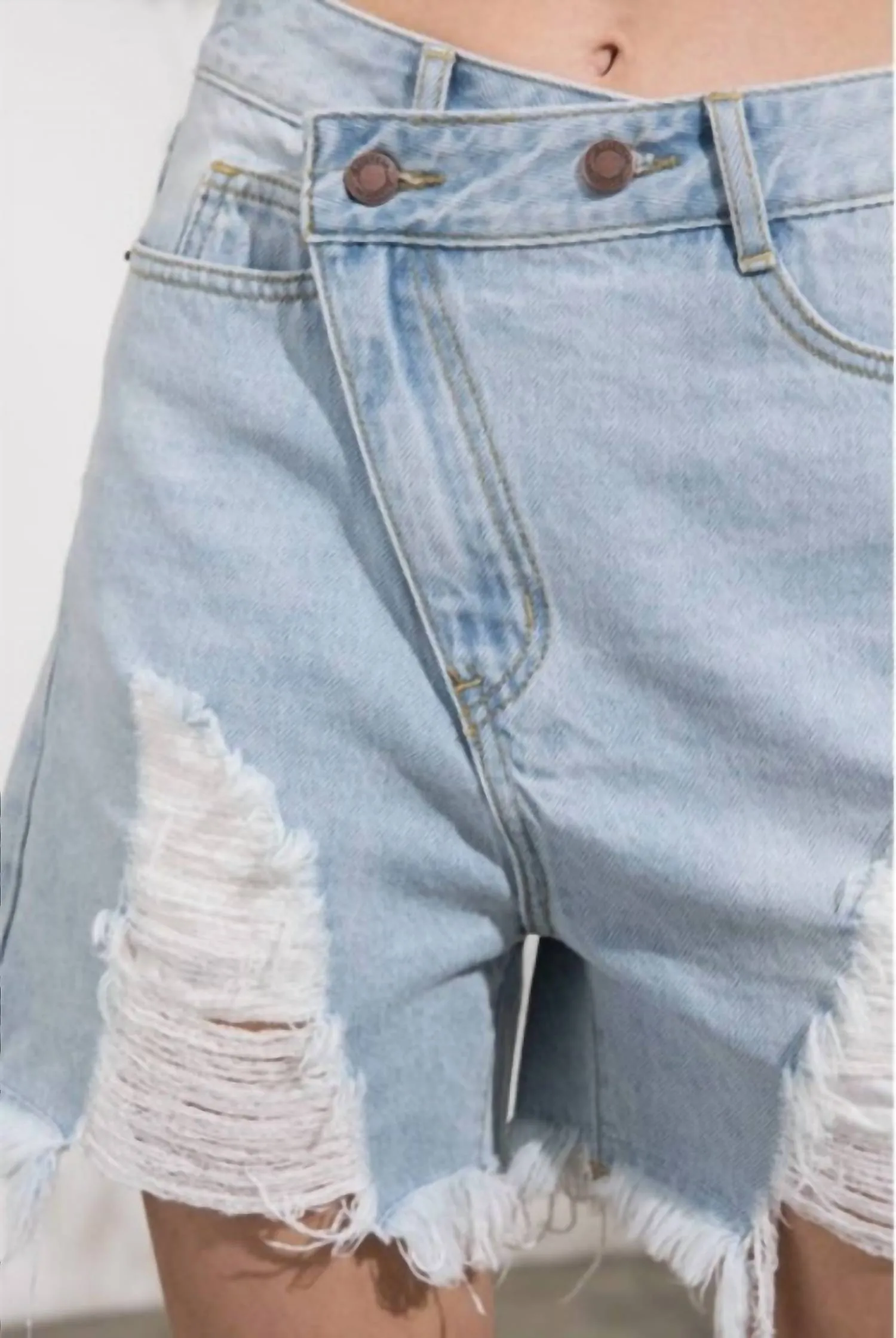 Bermuda Shorts In Vintage Blue